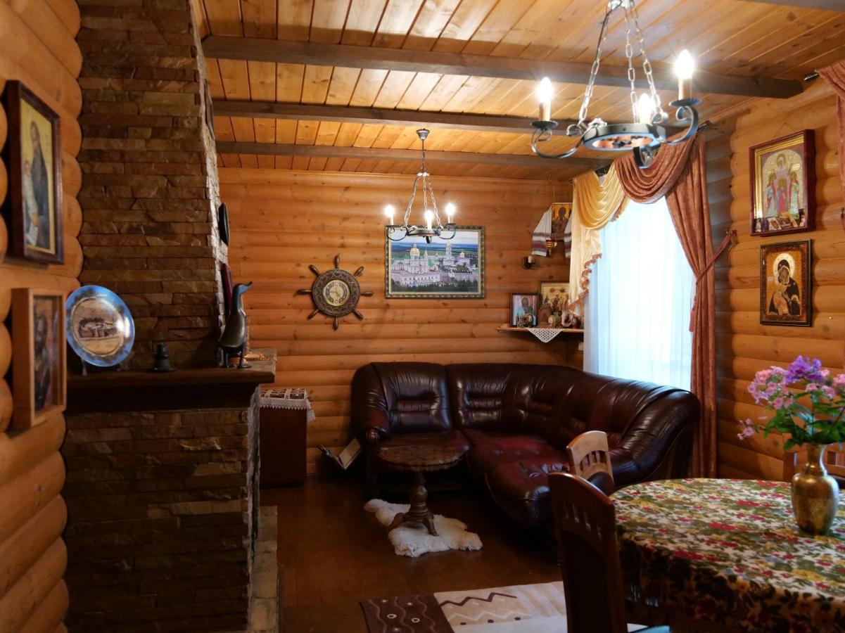 Vila Sadyba Pochayiv Počajiv Exteriér fotografie